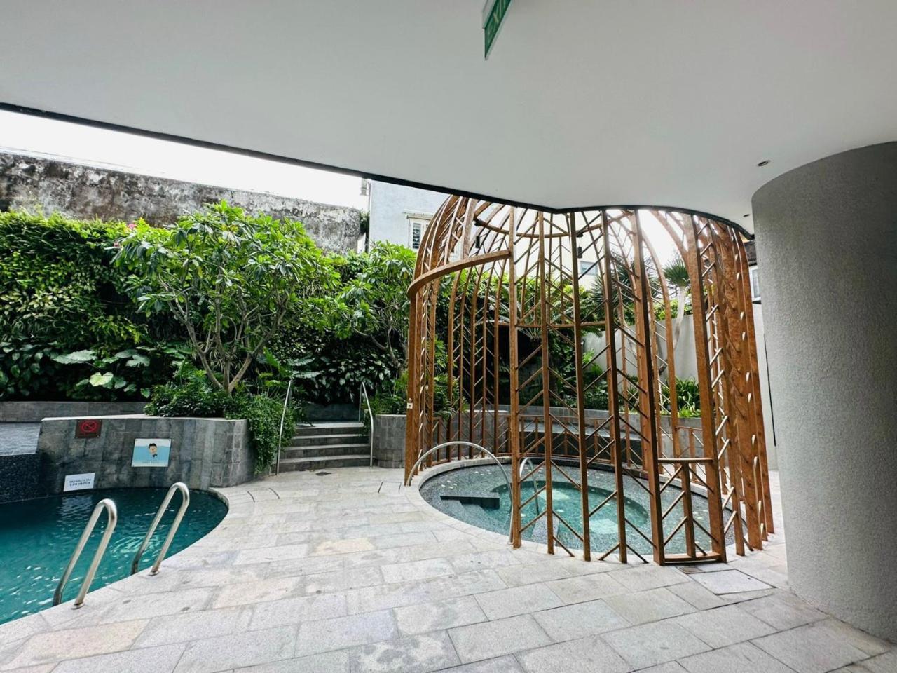 Luxury 2 Or 3Br Apartment In Dist 1 N Pool, Gym, Airport Pickup TP. Hồ Chí Minh Ngoại thất bức ảnh