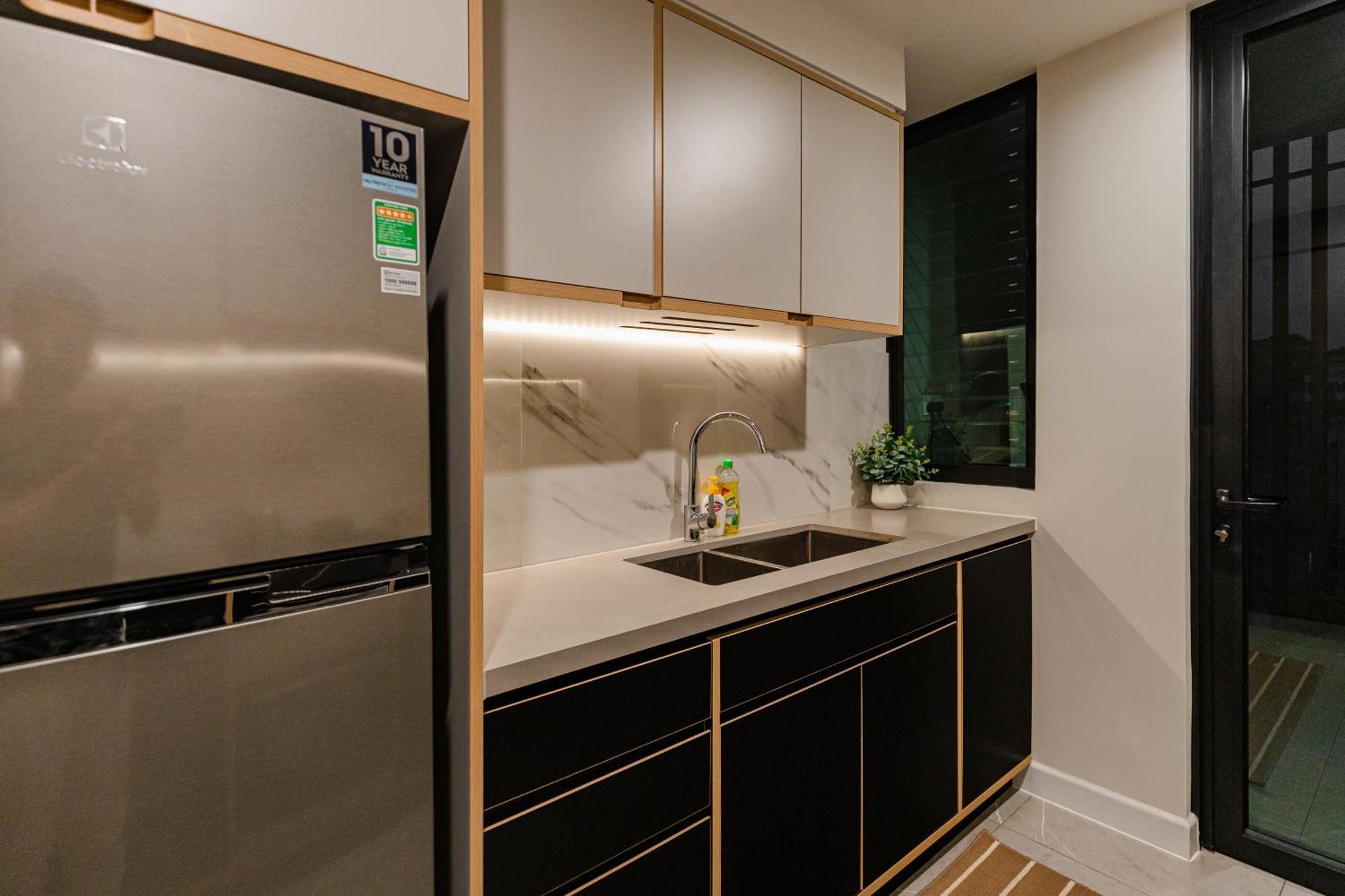 Luxury 2 Or 3Br Apartment In Dist 1 N Pool, Gym, Airport Pickup TP. Hồ Chí Minh Ngoại thất bức ảnh